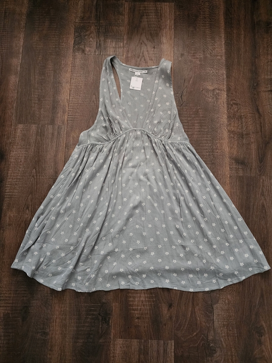 O'Neill Dresses & Skirts - O'Neill Dusty Light Green Floral Sleeveless Casual Dress